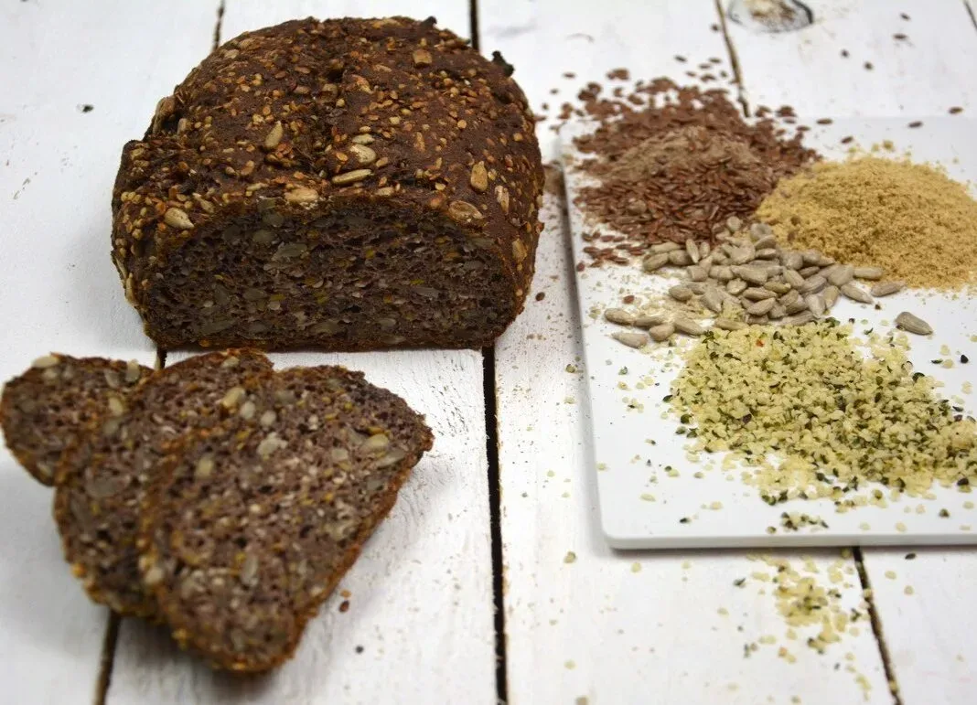 eiweissbrot-glutenfreie-brotbackmischung eiweissbrot-glutenfreie-brotbackmischung